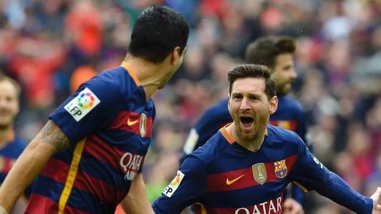  尼姆锋线双煞配合默契，交叉跑位创造射门空间