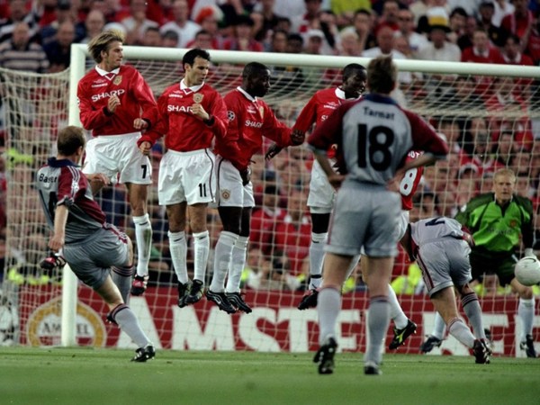  诺丁汉森林绝地反击，补时阶段连入两球逆转胜利